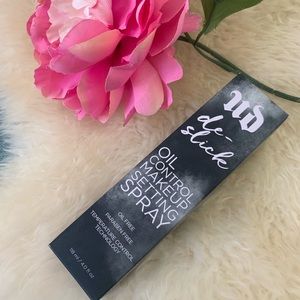 Urban decay de slick setting spray